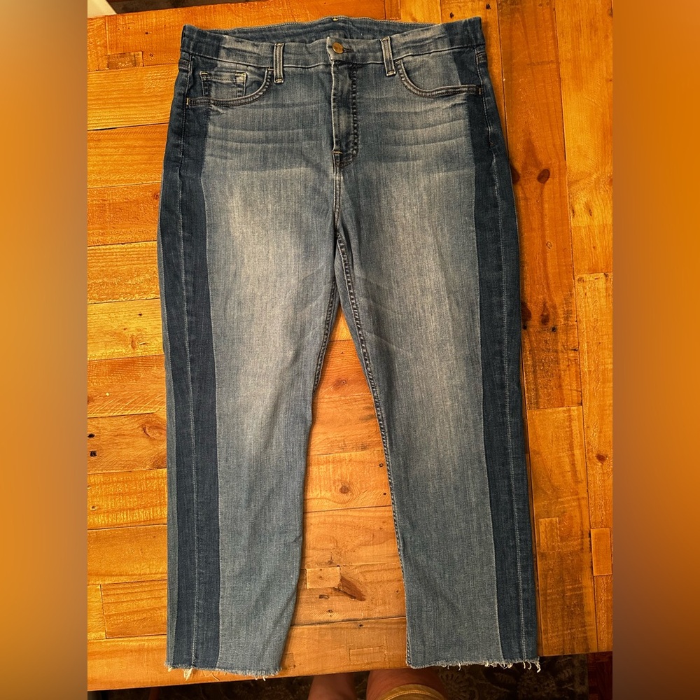 Jen 7 by 7 Straight Leg Jeans with Two-Tone Design